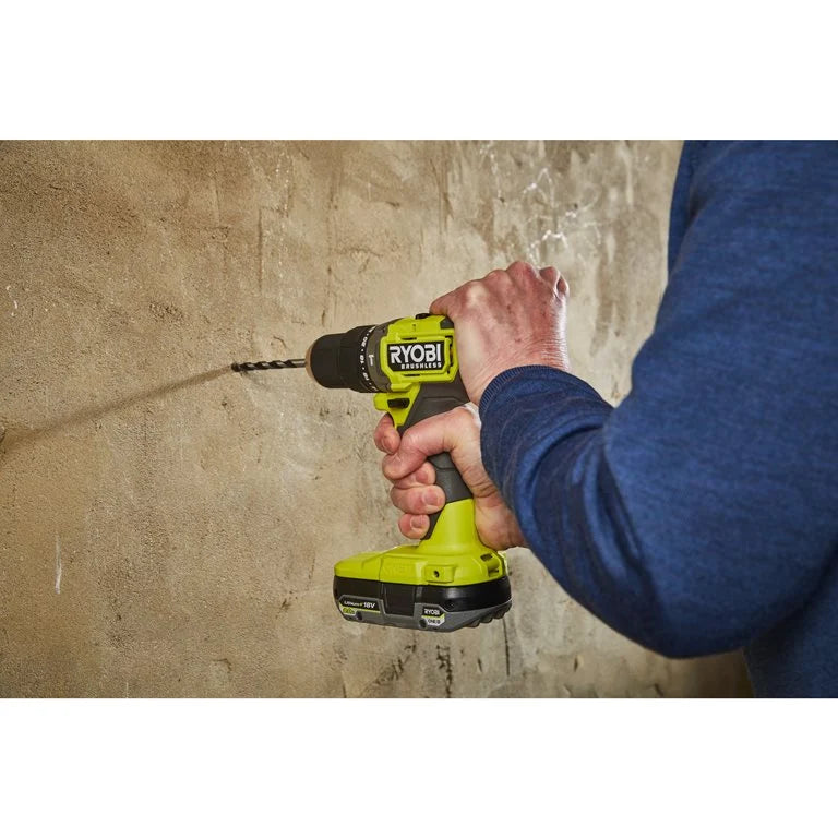 RYOBI - Perceuse-visseuse à percussion Brushless 18V ONE+™ (1x4.0Ah & 1x2.0Ah) + compresseur OFFERT